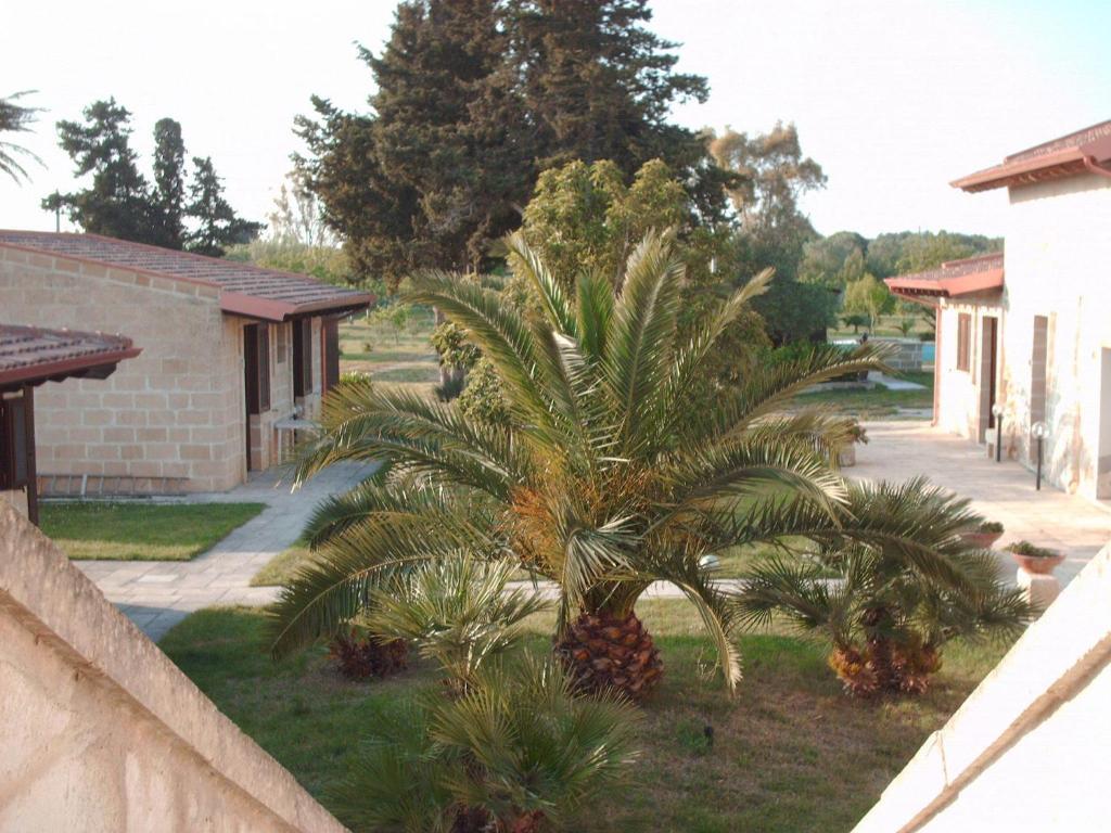 Hotel Masseria Grande à Torre dell'Orso Extérieur photo